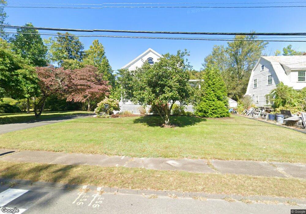 19 Lovefield St, Easthampton, MA 01027 - photo 1