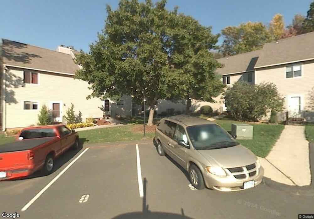 5 Mohawk Ct, Cromwell, CT 06416 - photo 1