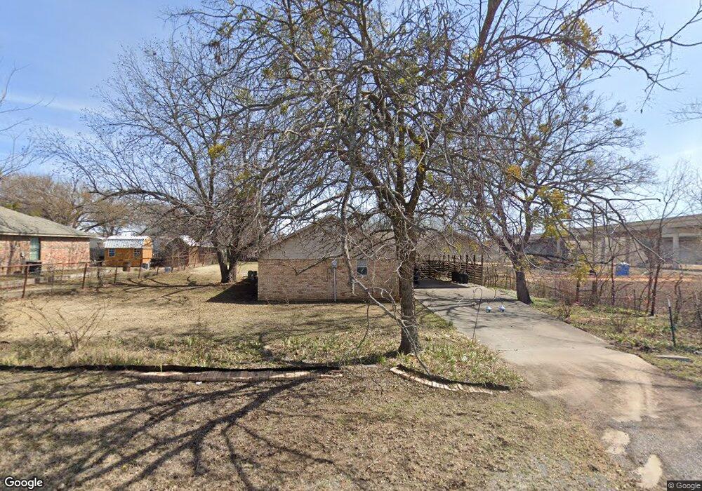 1604 N McDonald Ave, Decatur, TX 76234 - photo 1
