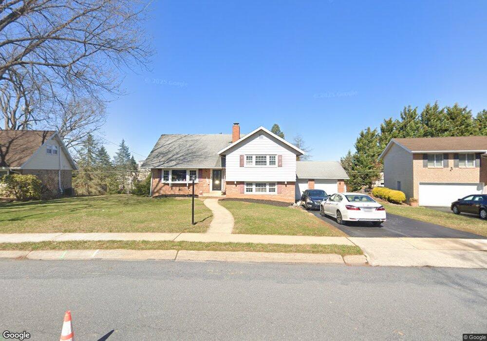 1115 Whitfield Blvd, Reading, PA 19609 - photo 1
