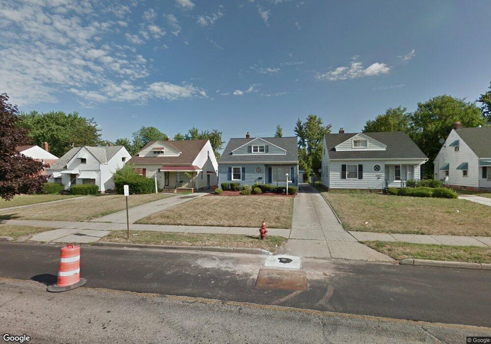 20013 Libby Rd, Maple Heights, OH 44137 - photo 1