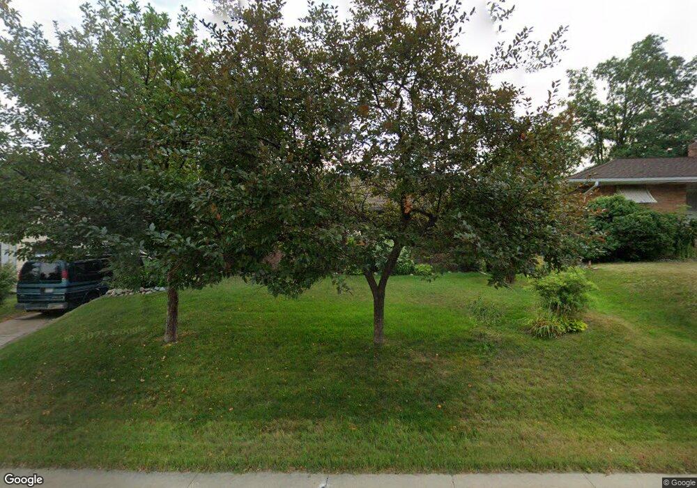 208 S Pokegama Ave, Grand Rapids, MN 55744 - photo 1