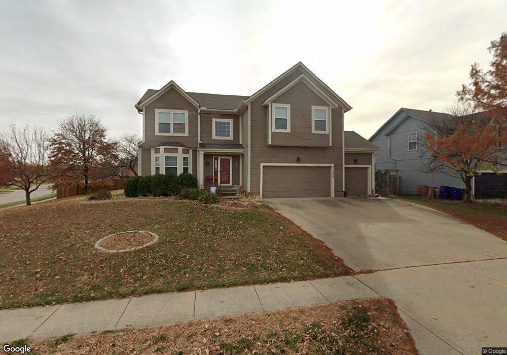 21303 W 54th St, Shawnee, KS 66218 - photo 1