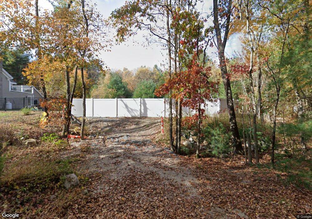 709 West St, Uxbridge, MA 01569 - photo 1