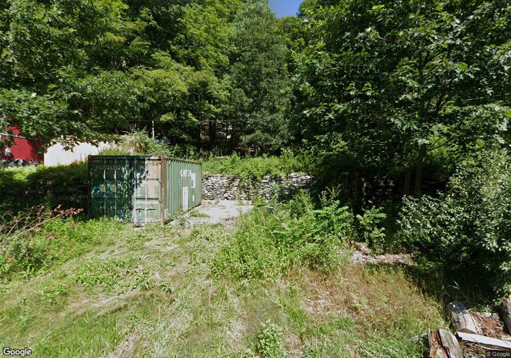 346 5 Mile River Rd, Putnam, CT 06260 - photo 1