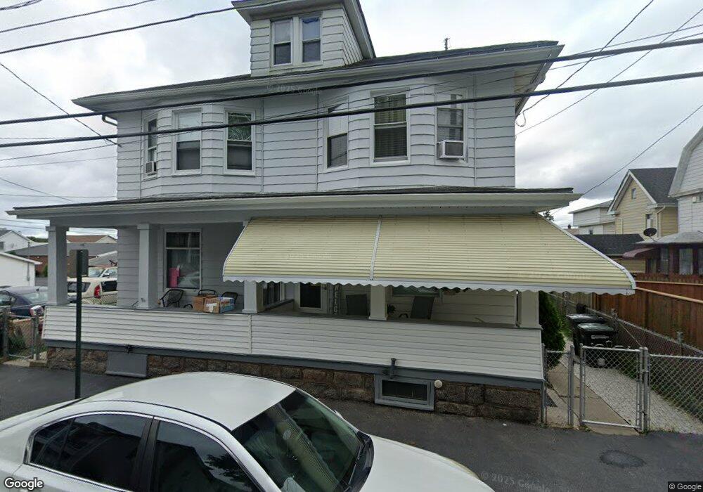 34 W 3rd St, Hazleton, PA 18201 - photo 1