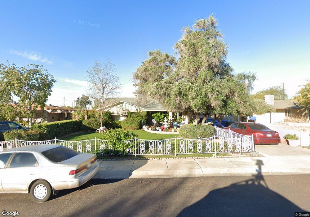 8020 N 14th Place, Phoenix, AZ 85020 - photo 1