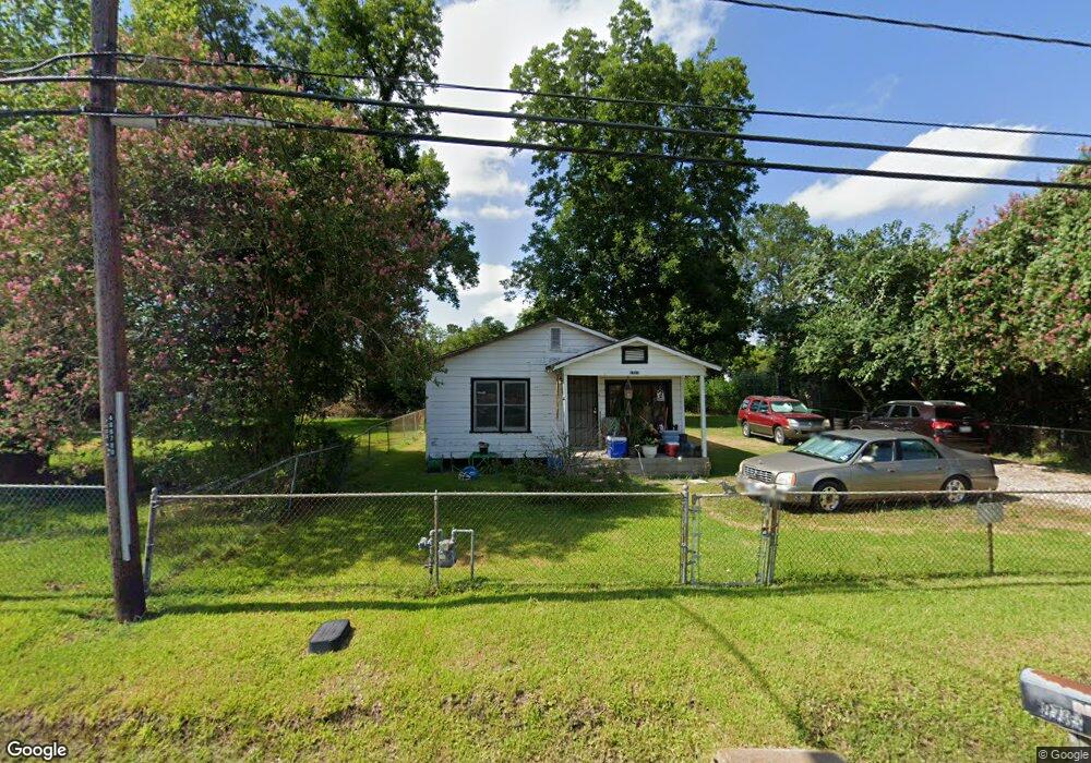 1405 Esther Dr, Houston, TX 77088 - photo 1