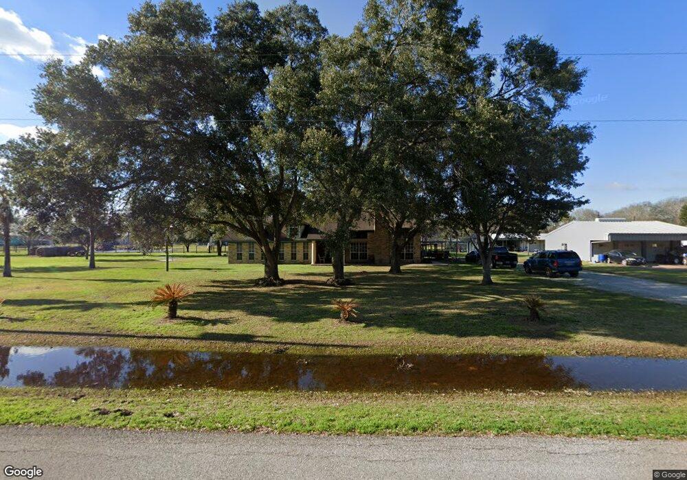 13204 Kanak St, Needville, TX 77461 - photo 1