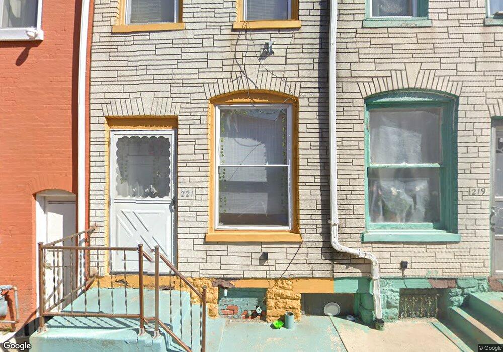 221 Cedar St, Reading, PA 19601 - photo 1