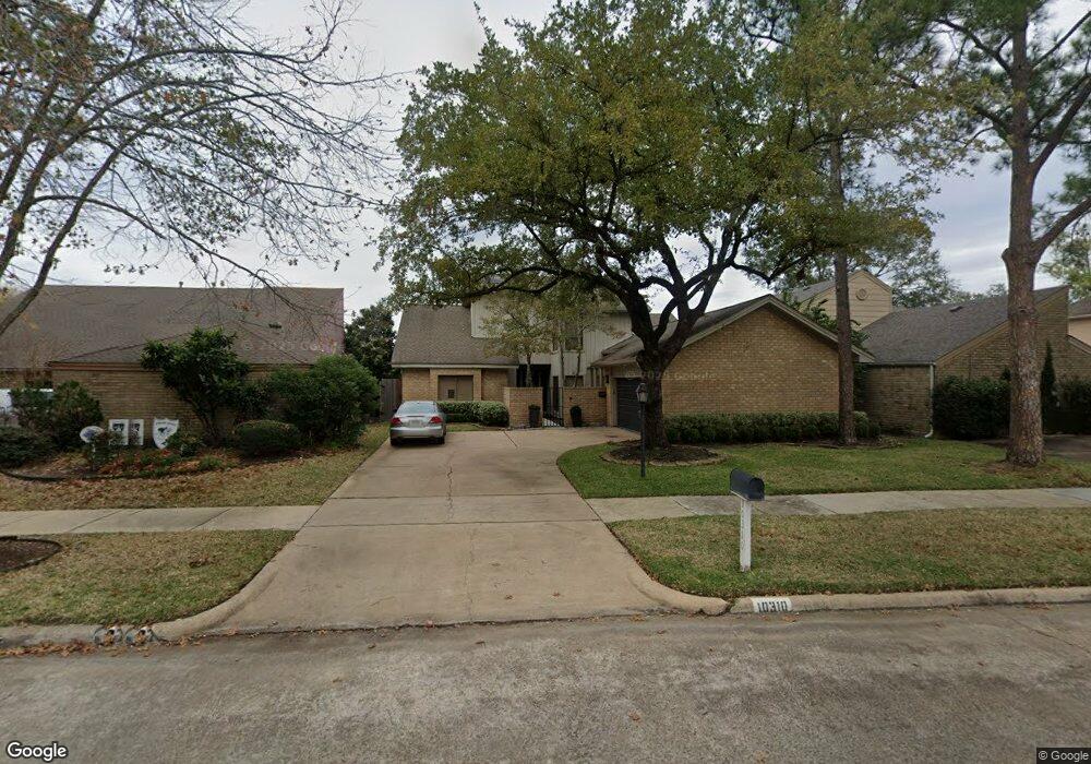 10310 Olympia Dr, Houston, TX 77042 - photo 1