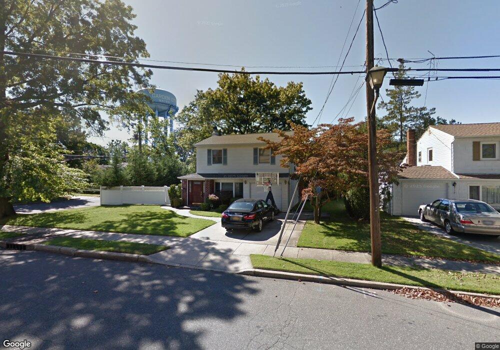 17 Whitehall Ln, New Hyde Park, NY 11040 - photo 1