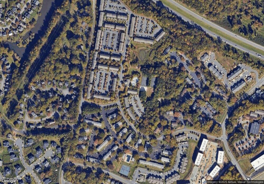 1635 Elmwood Ct unit 201, Charlottesville, VA 22903 - photo 1