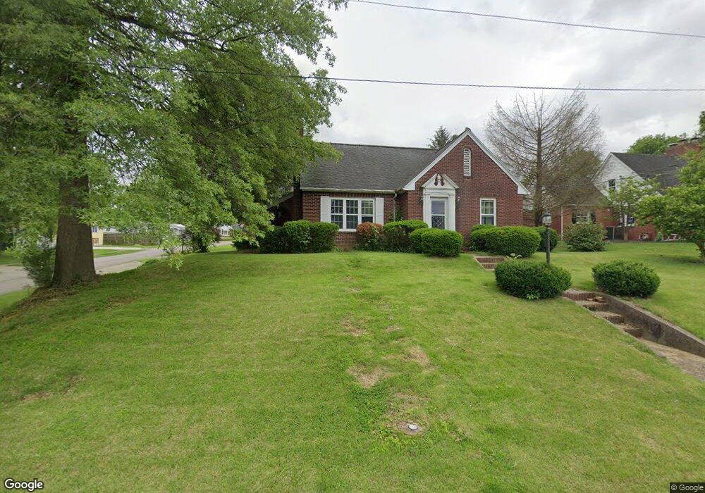 204 E Washington St, Loogootee, IN 47553 - photo 1