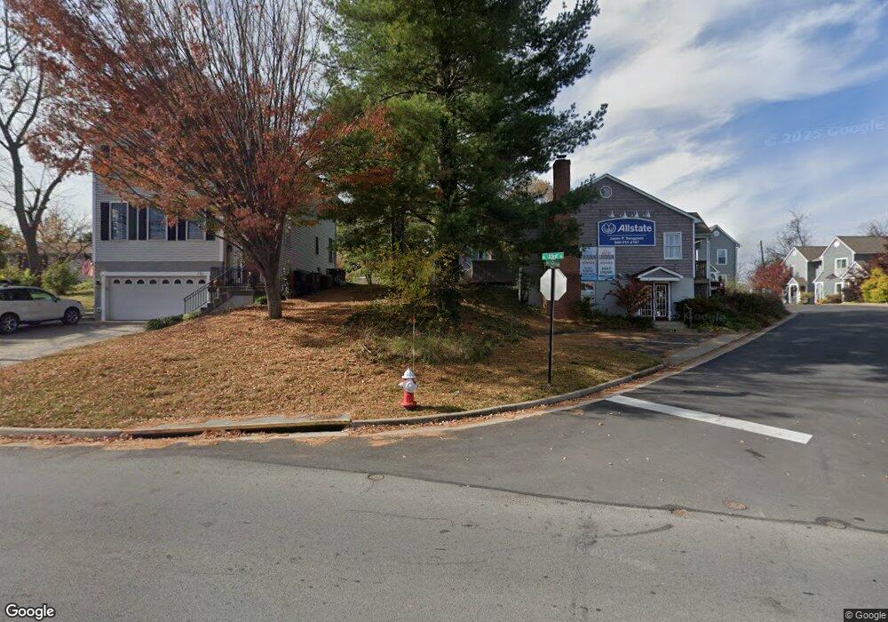 102 W O St, Purcellville, VA 20132 - photo 1