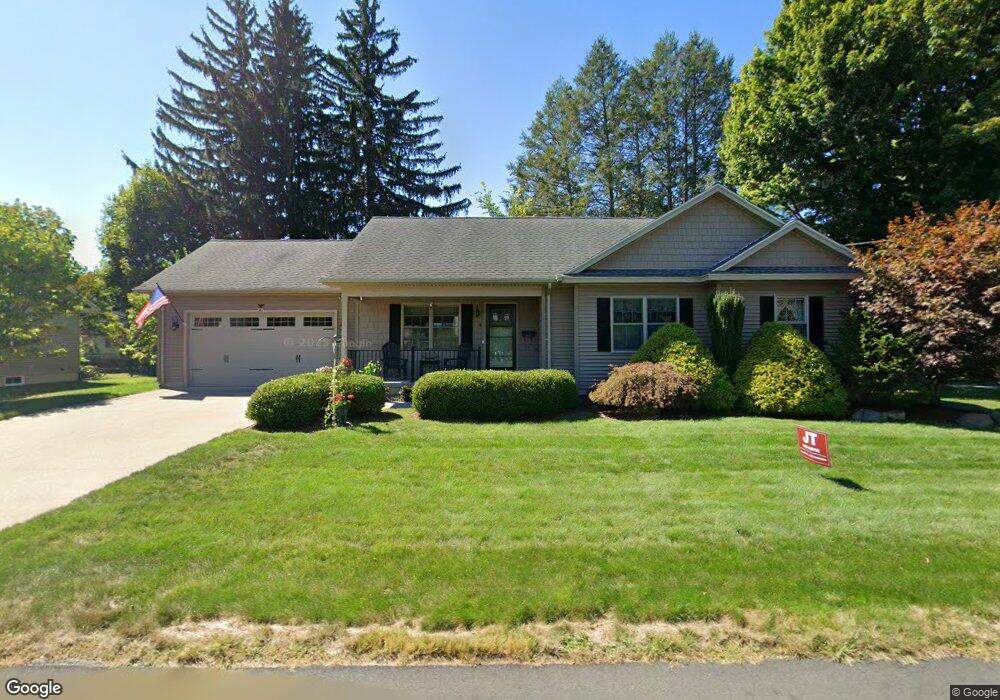 4 Mckinley Ave, Easthampton, MA 01027 - photo 1