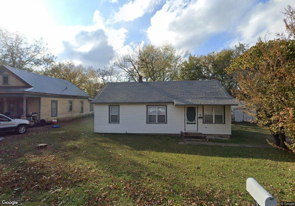 517 S Florence Ave, Claremore, OK 74017 - photo 1
