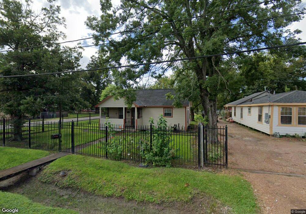 3112 Creston Dr, Houston, TX 77026 - photo 1