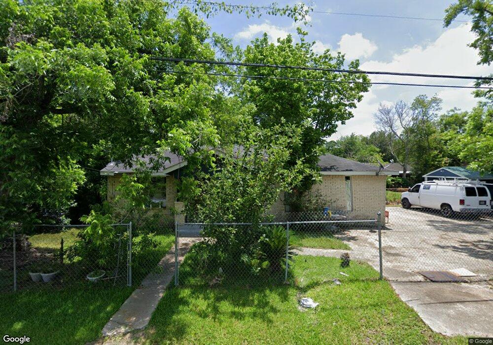 6614 Sandra St, Houston, TX 77028 - photo 1