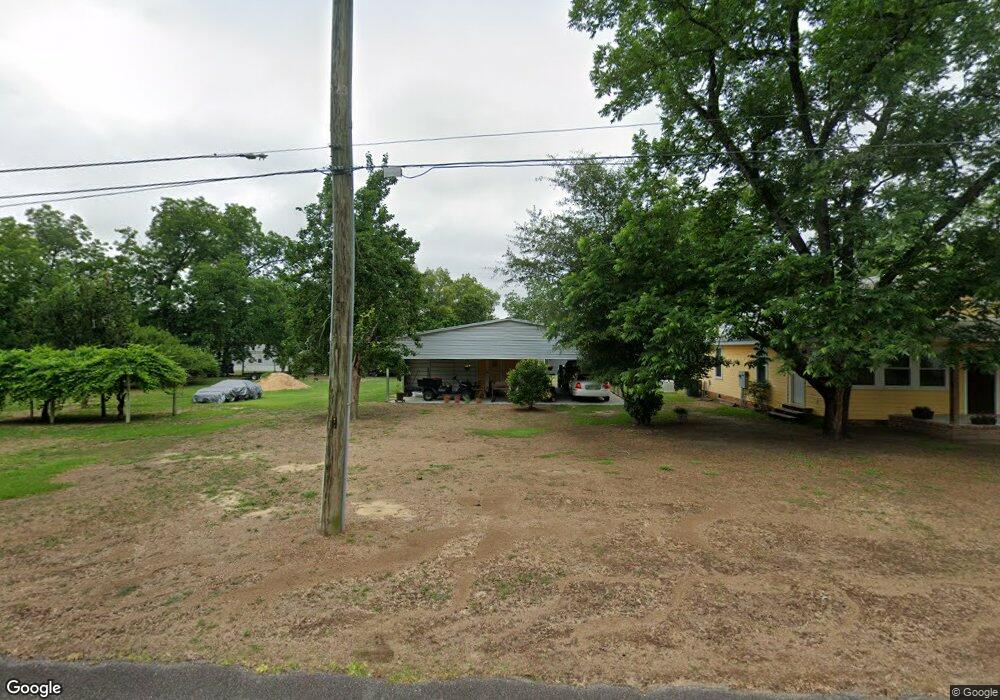401 S Peachtree St, Doerun, GA 31744 - photo 1