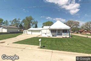 711 S 15th Ave, Broken Bow, NE 68822