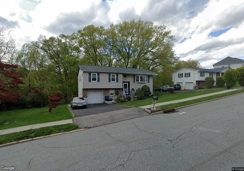 4 Riverglen Dr, Thiells, NY 10984 - photo 1