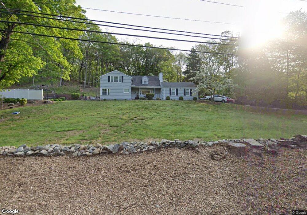 158 Hoydens Hill Rd, Fairfield, CT 06824 - photo 1