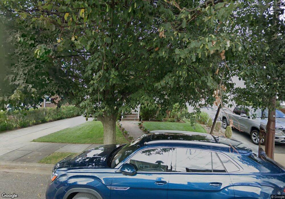 276 Grange St, Franklin Square, NY 11010 - photo 1