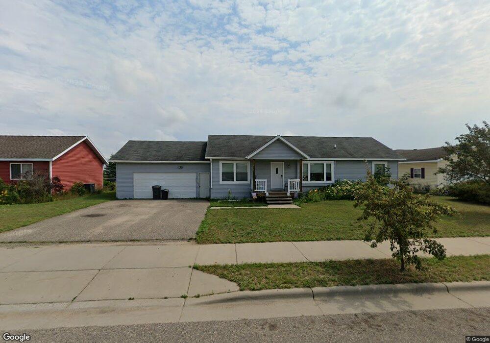 904 Pleasant Ave S, Park Rapids, MN 56470 - photo 1