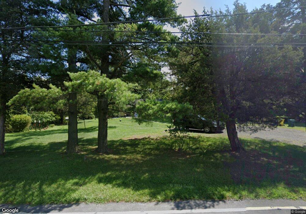 922 Penns Park Rd, Newtown, PA 18940 - photo 1