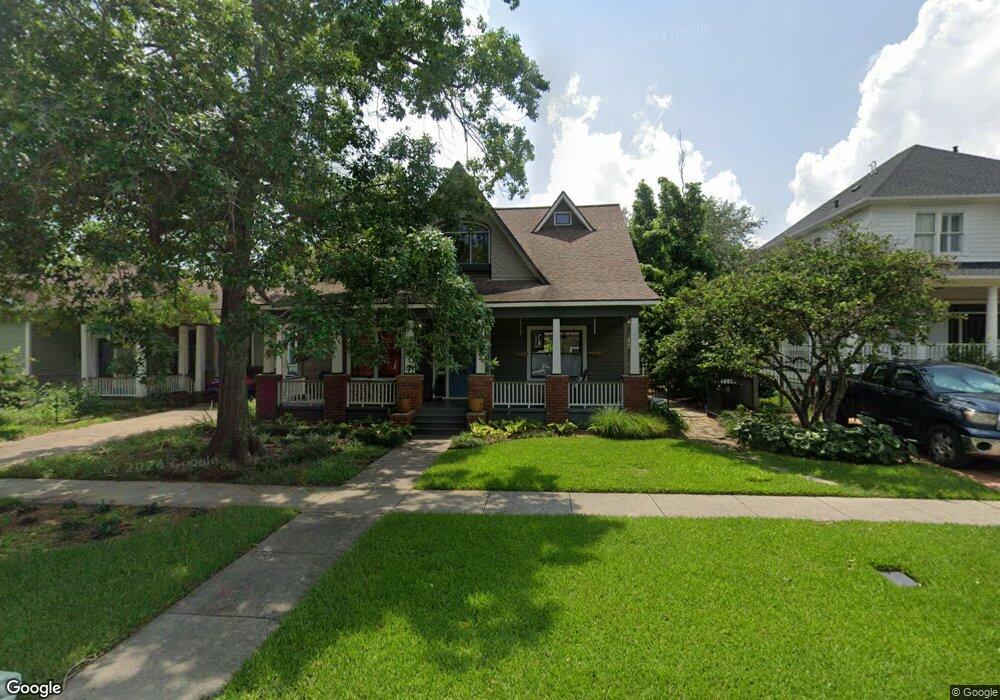 1437 Oxford St, Houston, TX 77008 - photo 1