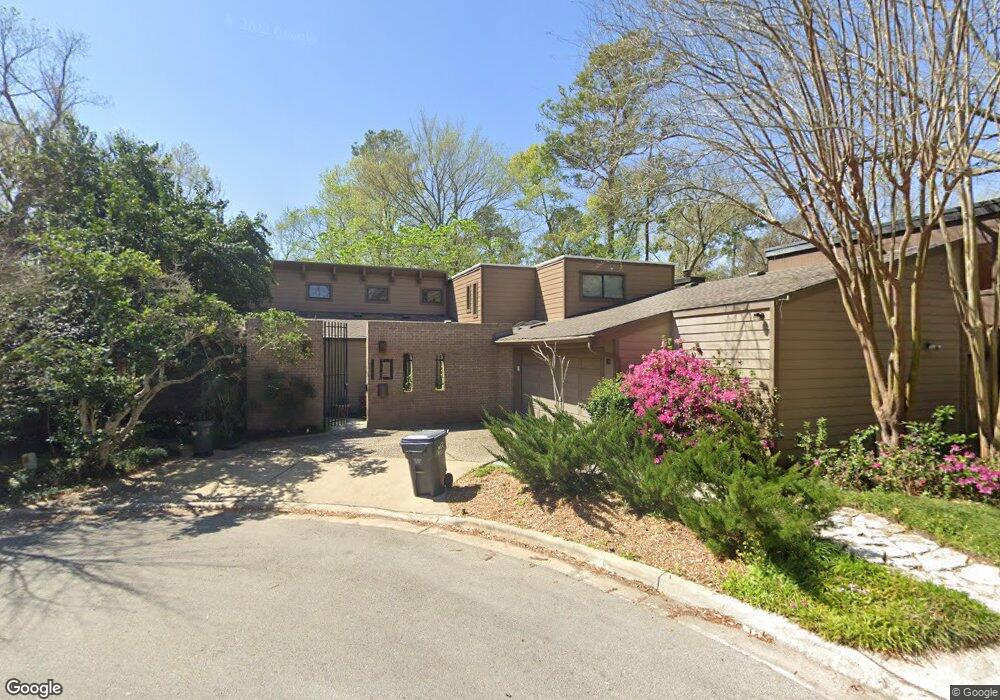 10 Pine Creek Ln, Houston, TX 77055 - photo 1