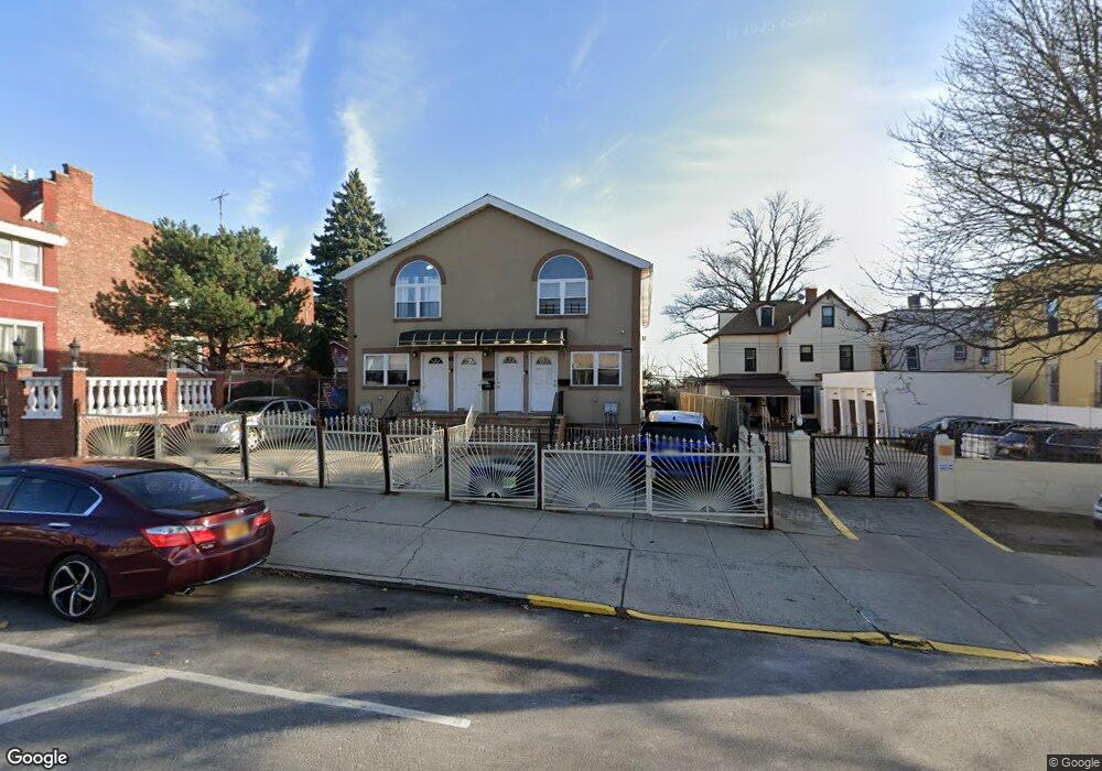 178 Highland Blvd unit 2, Cypress Hills, NY 11208 - photo 1