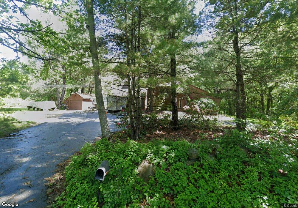 105 Swan Rd, Smithfield, RI 02917 - photo 1