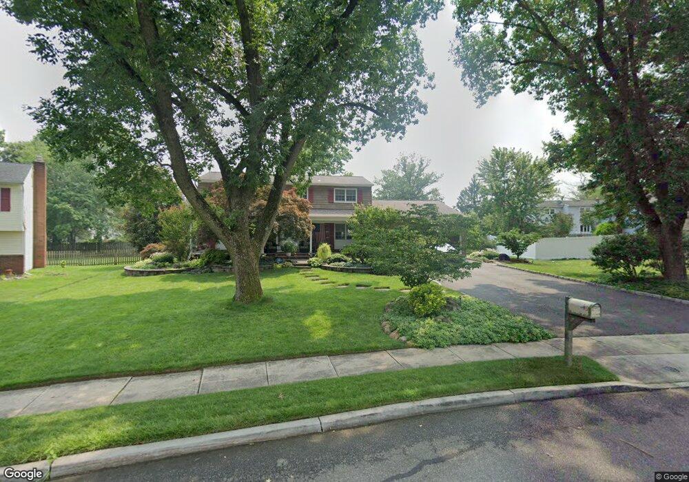 20 Chipper Dr, Kendall Park, NJ 08824 - photo 1