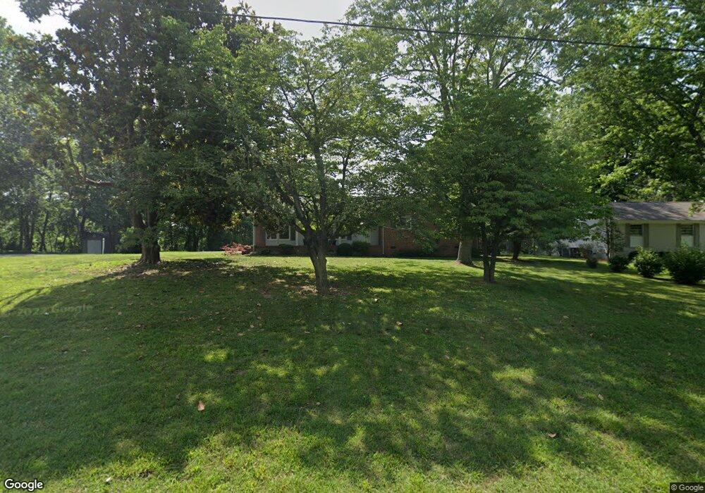 304 Woodrow St, Manchester, TN 37355 - photo 1