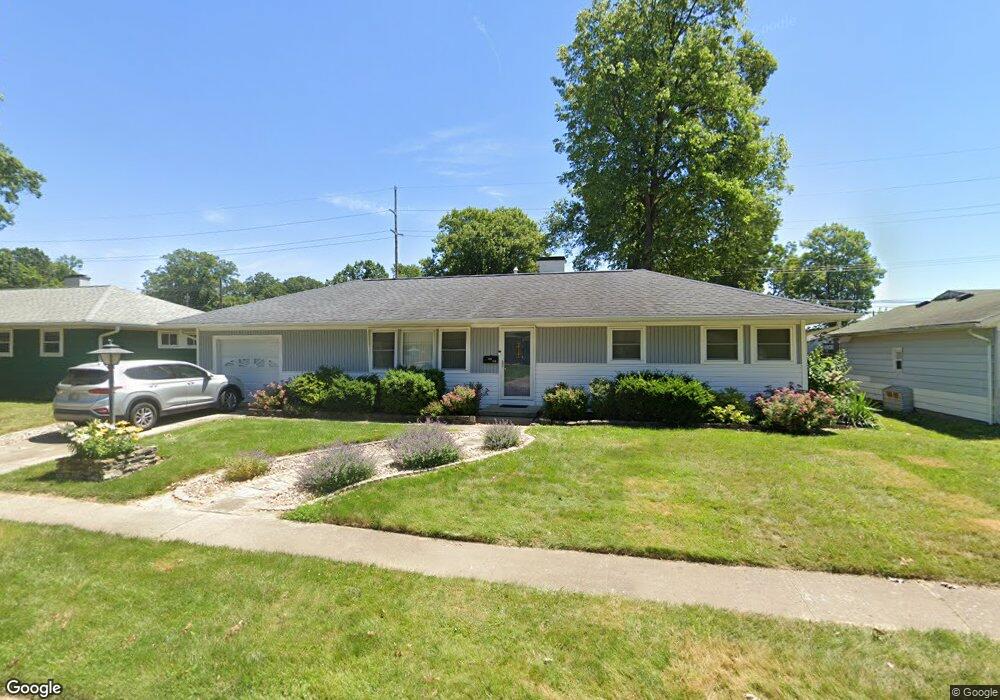 329 Wayside Dr, Plainfield, IN 46168 - photo 1