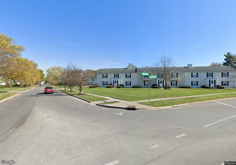 5705 Tamarack Cir E, Columbus, OH 43229 - photo 1