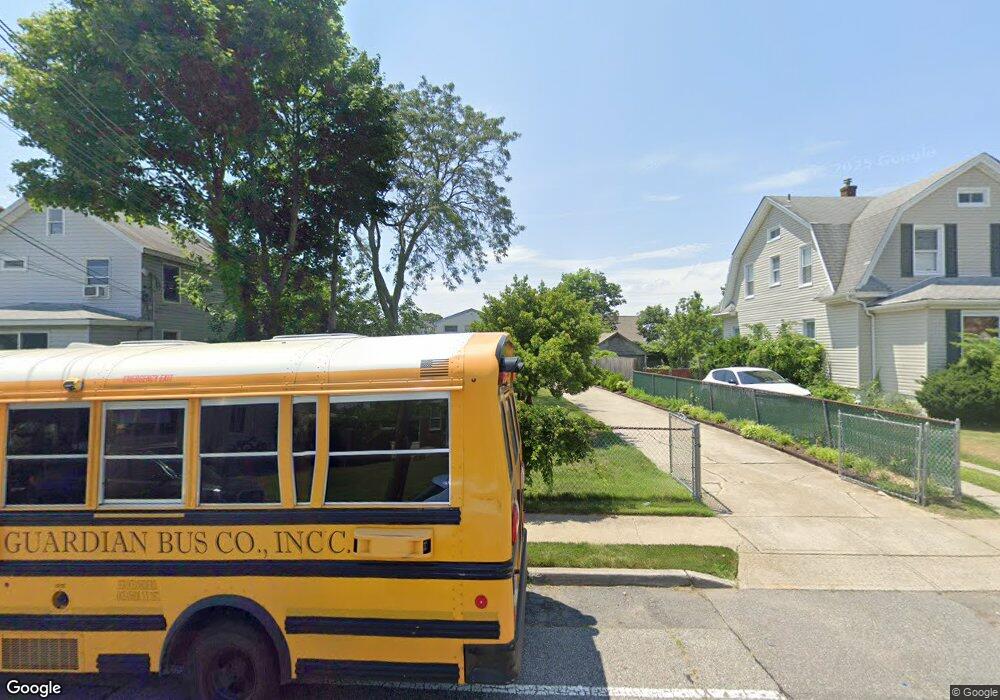 212 Bedell St, Freeport, NY 11520 - photo 1