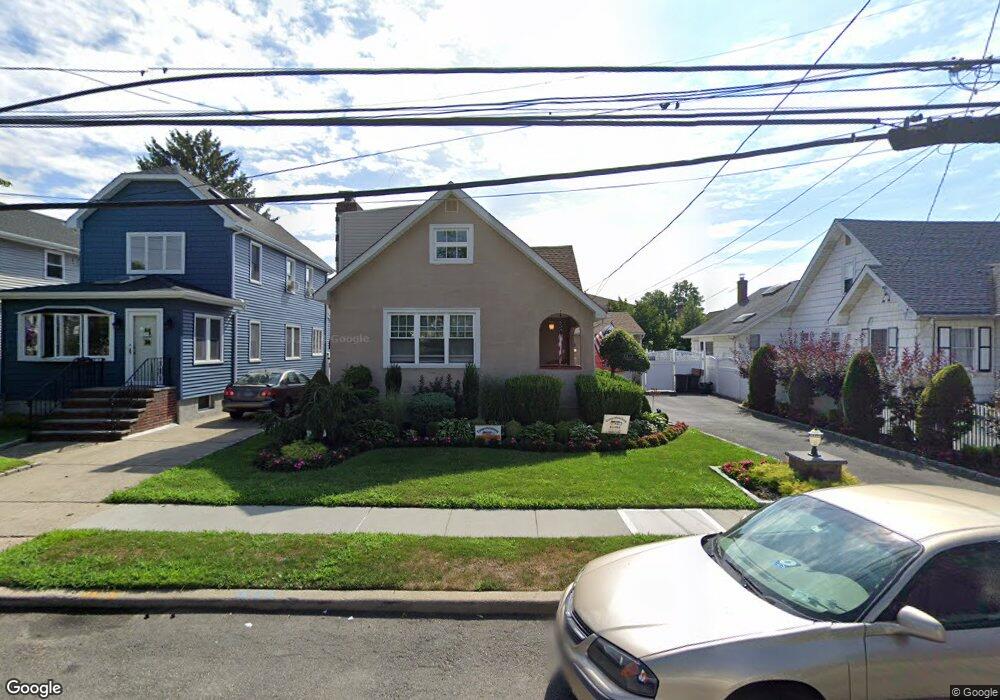 37 James St, Franklin Square, NY 11010 - photo 1