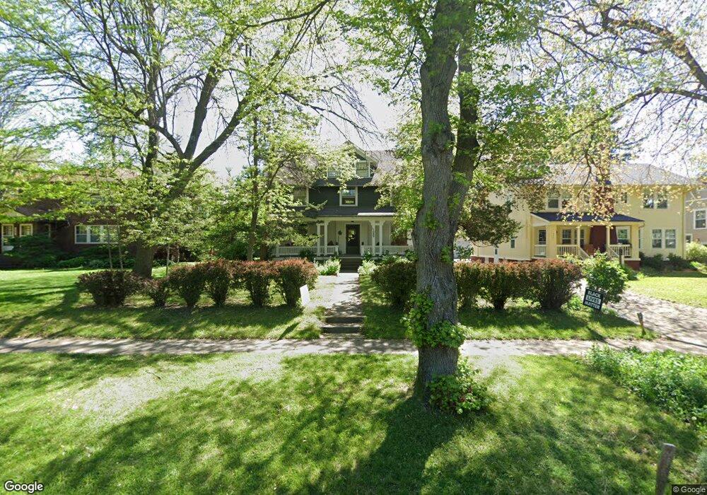 1089 44th St, Des Moines, IA 50311 - photo 1