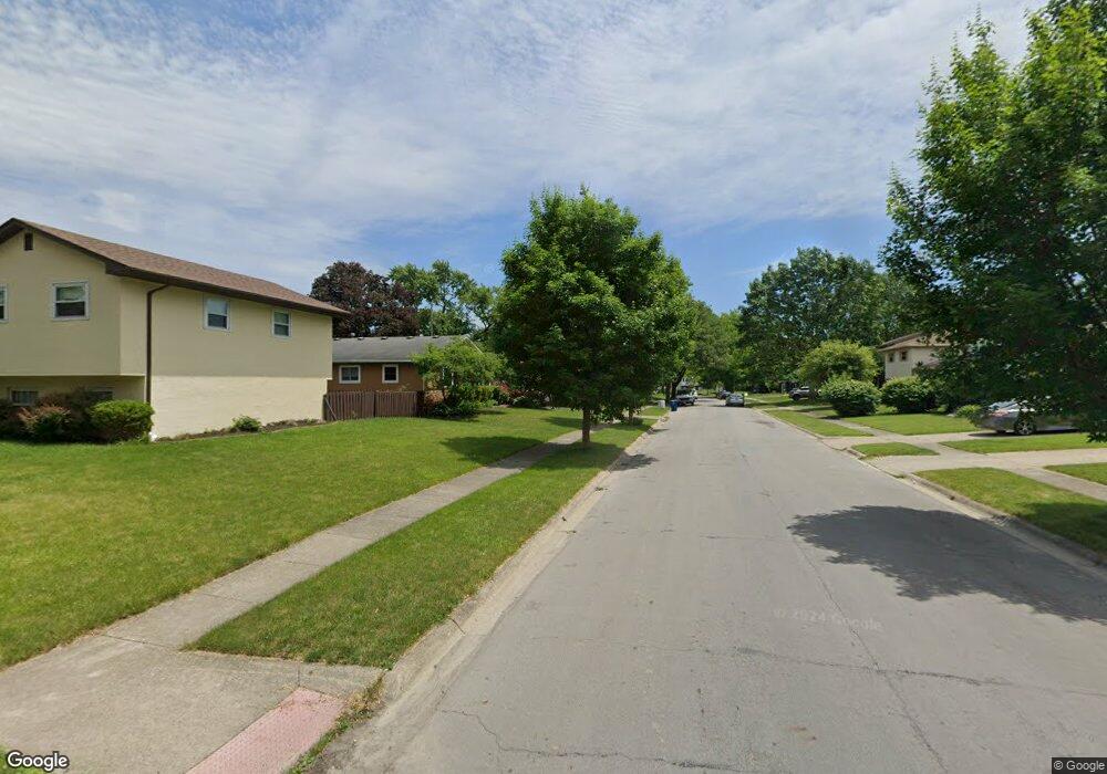 1244 Oakfield Dr N, Columbus, OH 43229 - photo 1