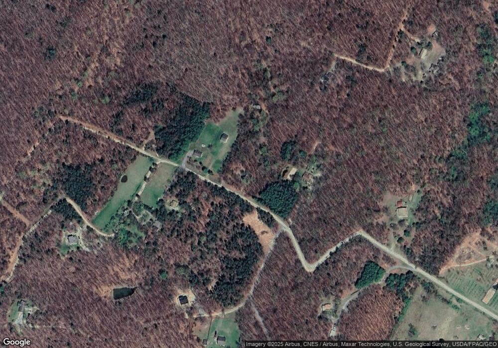 302 Whipporwill Ln, Cross Junction, VA 22625 - photo 1