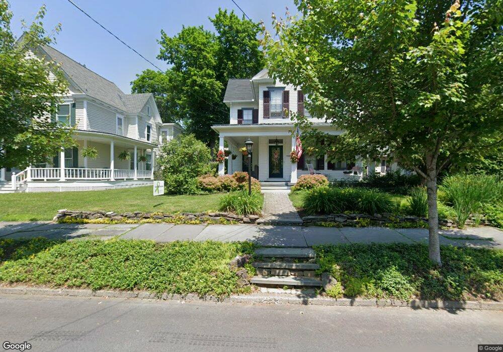 702 Thomas St, Stroudsburg, PA 18360 - photo 1