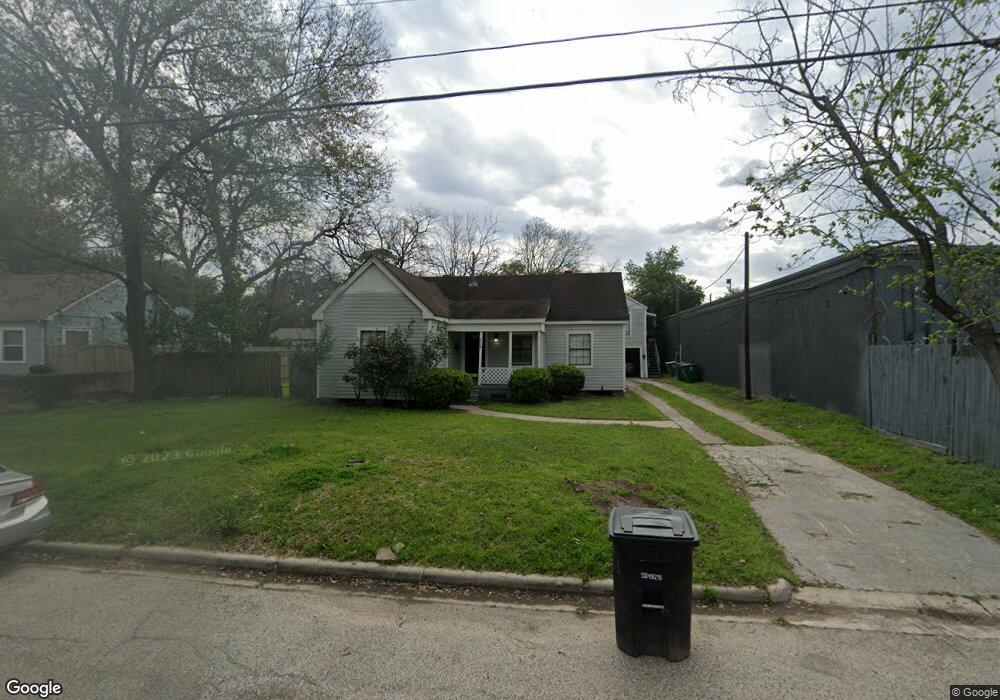 804 Graceland St unit 1/2, Houston, TX 77009 - photo 1