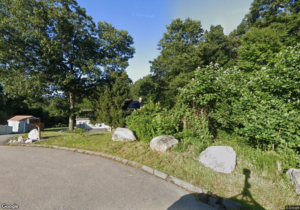 16 Dennis Dr, Uncasville, CT 06382 - photo 1