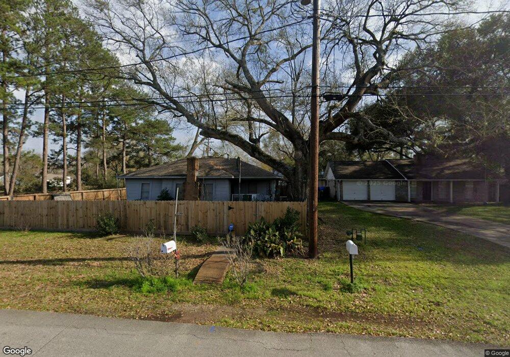 601 Hicks St, Tomball, TX 77375 - photo 1