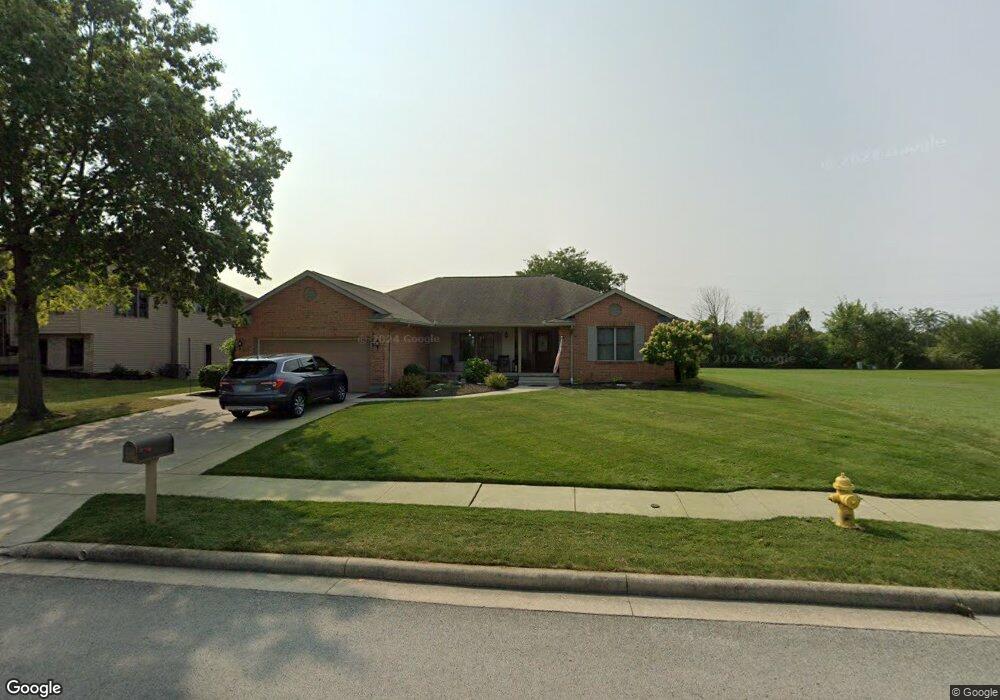 2825 Pin Oak Ct, Lima, OH 45805 - photo 1