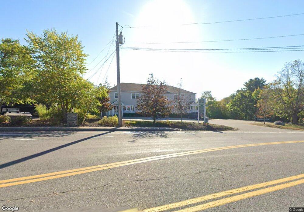 879 Post Rd unit 3, Wells, ME 04090 - photo 1