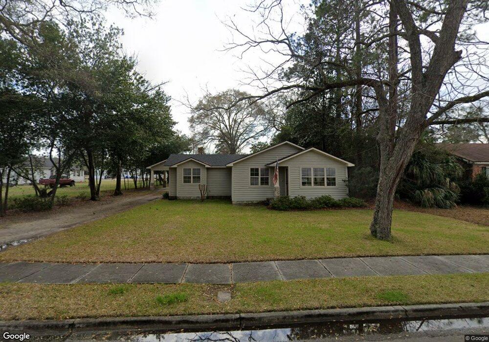 602 W Liberty St, Claxton, GA 30417 - photo 1